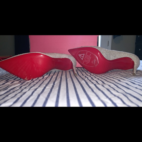 Christian Louboutin - Picture 2 of 4
